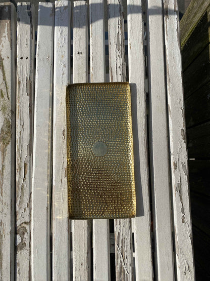 Håndlavet messing bakke designet med inspiration fra Marokko med unikke detaljer perfekt til et hjem fyldt med luksus - Maro Living